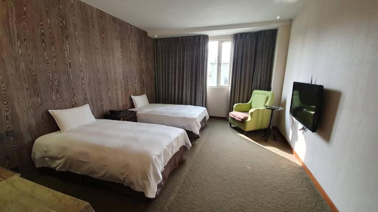 Chia Shih Pao Hotel Taibao Buitenkant foto
