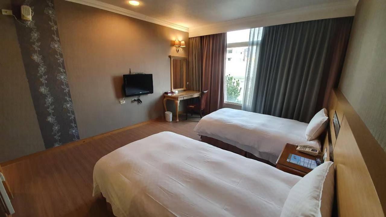 Chia Shih Pao Hotel Taibao Buitenkant foto