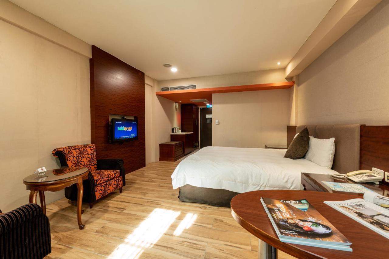 Chia Shih Pao Hotel Taibao Buitenkant foto