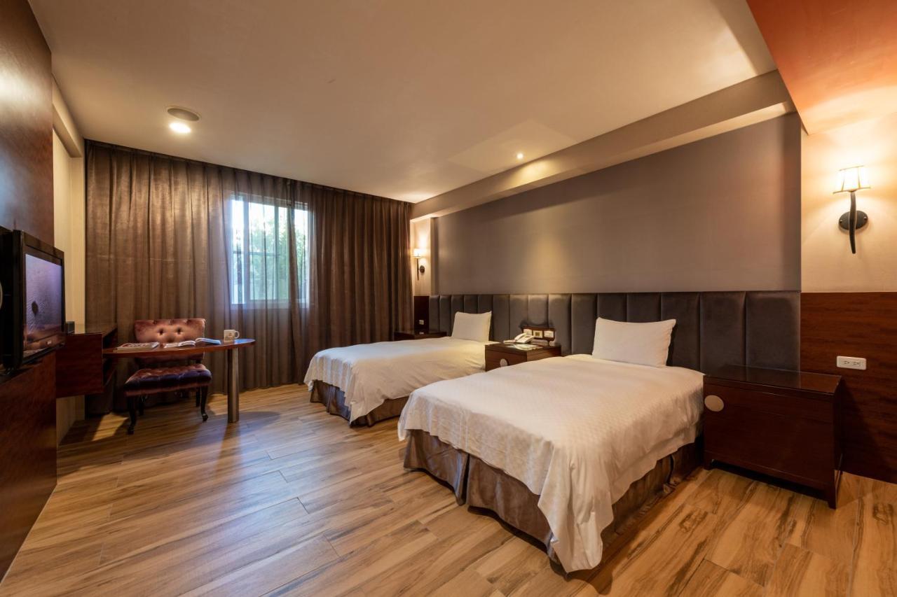 Chia Shih Pao Hotel Taibao Buitenkant foto